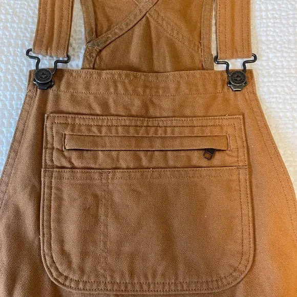 Patagonia Women’s Stand up Overalls - Picture 4 of 5